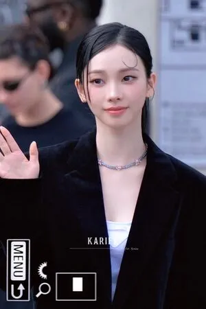 Katarinabluu OnlyFans Leaked Free Thumbnail Picture - #0DGhIXXcnJ