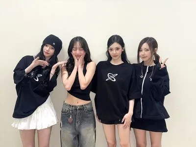 Katarinabluu OnlyFans Leaked Free Thumbnail Picture - #0WpU17qR1R