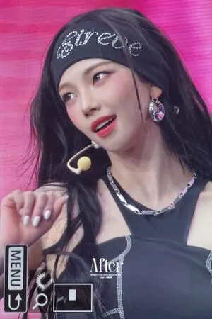 Katarinabluu OnlyFans Leaked Free Thumbnail Picture - #1324cbeRRM