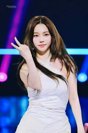 Katarinabluu OnlyFans Leaked Free Thumbnail Picture - #1DD7u1v3o9