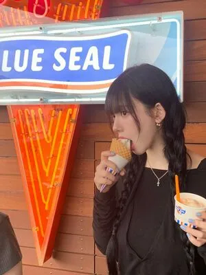 Katarinabluu OnlyFans Leaked Free Thumbnail Picture - #1K59OpJBc3