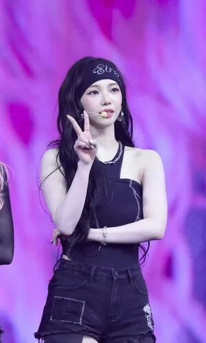 Katarinabluu OnlyFans Leaked Free Thumbnail Picture - #2nkwcoM058