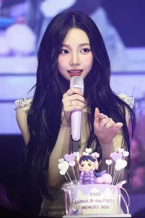 Katarinabluu OnlyFans Leaked Free Thumbnail Picture - #30HbJymXCm