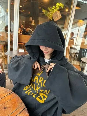 Katarinabluu OnlyFans Leaked Free Thumbnail Picture - #3FIAeSR1ps