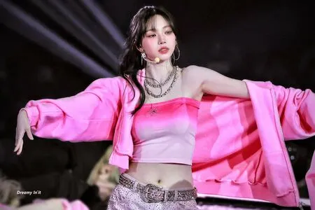 Katarinabluu OnlyFans Leaked Free Thumbnail Picture - #4IGSEFP6P7