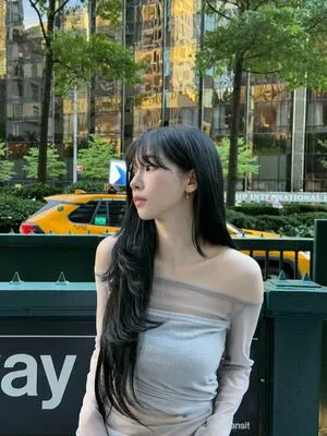 Katarinabluu OnlyFans Leaked Free Thumbnail Picture - #4M5cAwFYXm