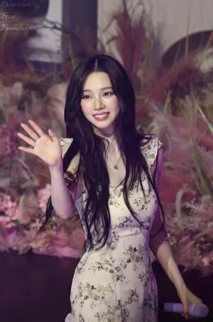 Katarinabluu OnlyFans Leaked Free Thumbnail Picture - #4N5x4Dbn4k