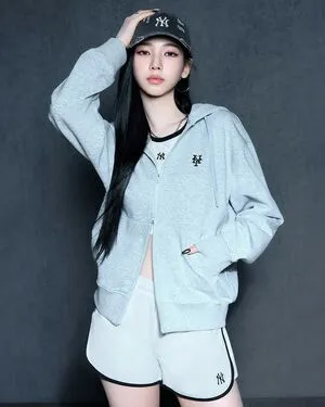 Katarinabluu OnlyFans Leaked Free Thumbnail Picture - #5GG99rbxba