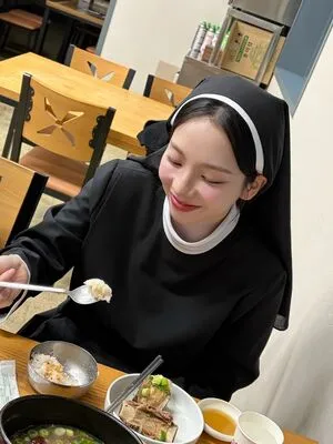 Katarinabluu OnlyFans Leaked Free Thumbnail Picture - #5IiaAEWlgm