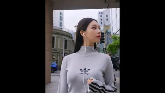 Katarinabluu OnlyFans Leaked Free Thumbnail Picture - #5yu6eF3Osb