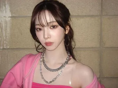 Katarinabluu OnlyFans Leaked Free Thumbnail Picture - #63tHm5z5Wf