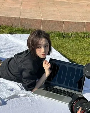Katarinabluu OnlyFans Leaked Free Thumbnail Picture - #6Cqx4XoD7F