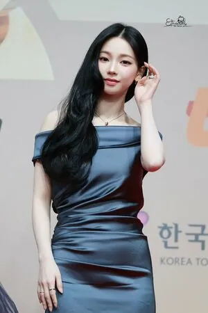 Katarinabluu OnlyFans Leaked Free Thumbnail Picture - #6SLXzPbjew