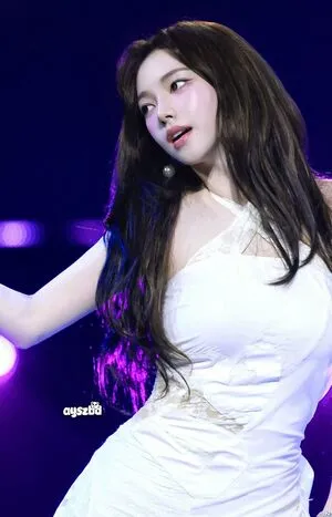 Katarinabluu OnlyFans Leaked Free Thumbnail Picture - #728J59SXiK