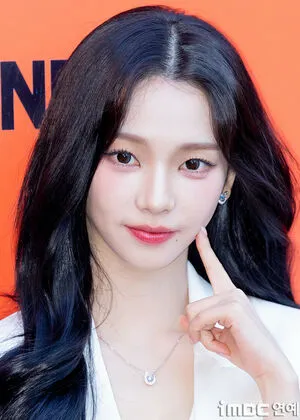 Katarinabluu OnlyFans Leaked Free Thumbnail Picture - #7lRSIj5wpn