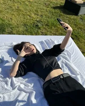 Katarinabluu OnlyFans Leaked Free Thumbnail Picture - #8Bpu9xd0sK