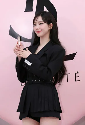 Katarinabluu OnlyFans Leaked Free Thumbnail Picture - #8u2oz1pnKe