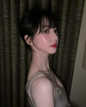 Katarinabluu OnlyFans Leaked Free Thumbnail Picture - #AFSj7nXz89