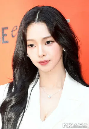 Katarinabluu OnlyFans Leaked Free Thumbnail Picture - #B85ZrOkKKE