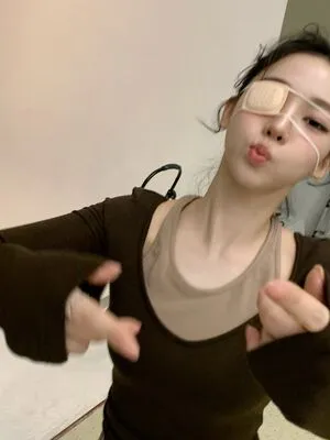 Katarinabluu OnlyFans Leaked Free Thumbnail Picture - #BztLIXAJc6