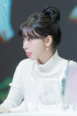 Katarinabluu OnlyFans Leaked Free Thumbnail Picture - #EoW8oz79Oa