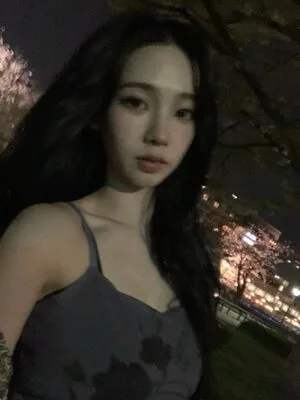 Katarinabluu OnlyFans Leaked Free Thumbnail Picture - #GTd2R1gyKF