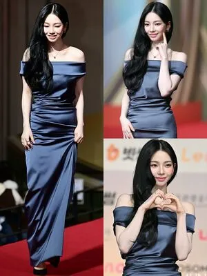 Katarinabluu OnlyFans Leaked Free Thumbnail Picture - #GXrIQ5D1j3