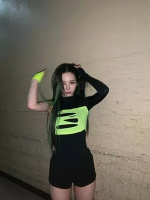 Katarinabluu OnlyFans Leaked Free Thumbnail Picture - #HWTCOszzOE