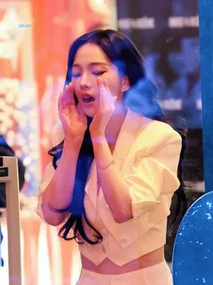 Katarinabluu OnlyFans Leaked Free Thumbnail Picture - #HWlAqjoB60