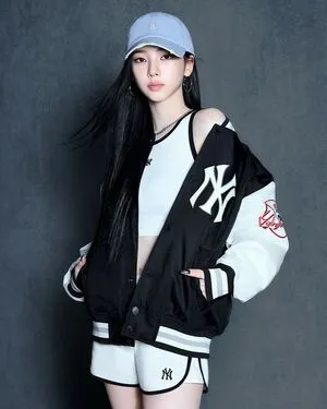 Katarinabluu OnlyFans Leaked Free Thumbnail Picture - #Hky9jeSwAs