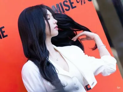 Katarinabluu OnlyFans Leaked Free Thumbnail Picture - #M479BflEtn