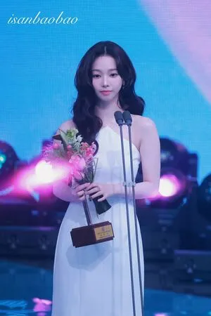 Katarinabluu OnlyFans Leaked Free Thumbnail Picture - #MBBw4wh81w