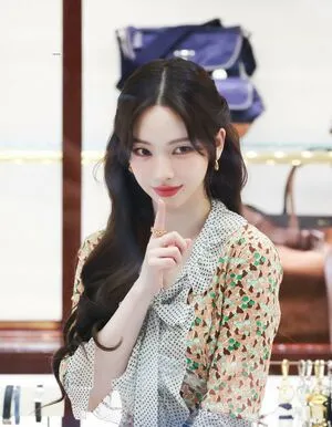 Katarinabluu OnlyFans Leaked Free Thumbnail Picture - #OFJRrqfiwn