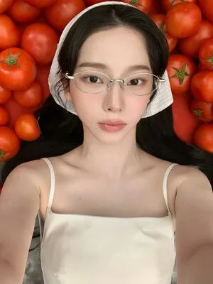Katarinabluu OnlyFans Leaked Free Thumbnail Picture - #PSjyMGf5wq