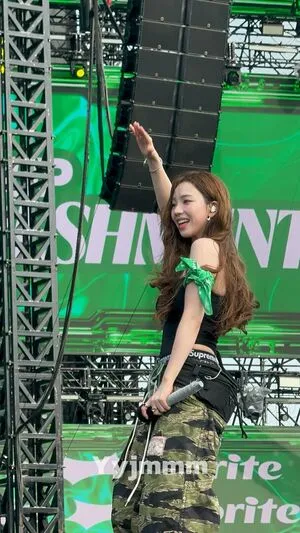 Katarinabluu OnlyFans Leaked Free Thumbnail Picture - #PdpUWFlGXm