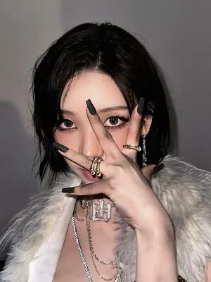 Katarinabluu OnlyFans Leaked Free Thumbnail Picture - #PxFx1F40oH