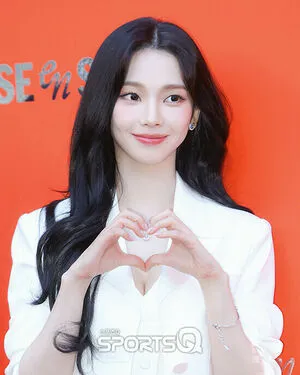 Katarinabluu OnlyFans Leaked Free Thumbnail Picture - #Q3EEjNa3qu