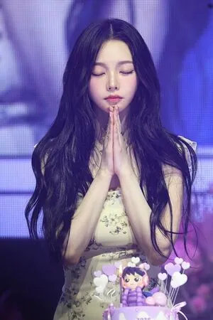 Katarinabluu OnlyFans Leaked Free Thumbnail Picture - #RoFBReD4LF