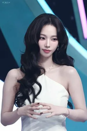 Katarinabluu OnlyFans Leaked Free Thumbnail Picture - #SmBqOko1vh