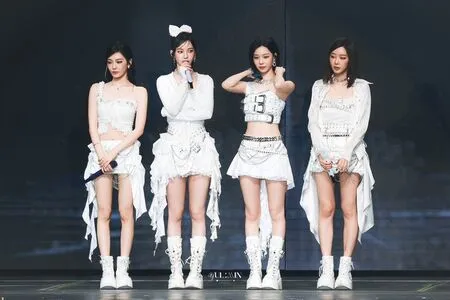 Katarinabluu OnlyFans Leaked Free Thumbnail Picture - #U2xNwyyN1u