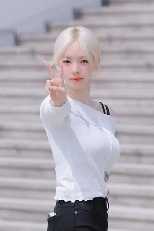 Katarinabluu OnlyFans Leaked Free Thumbnail Picture - #U7m7TIAV2b