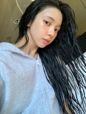Katarinabluu OnlyFans Leaked Free Thumbnail Picture - #UgzqWsOE08