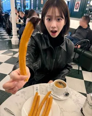 Katarinabluu OnlyFans Leaked Free Thumbnail Picture - #WyRRXGwM1w