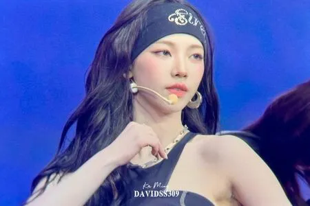 Katarinabluu OnlyFans Leaked Free Thumbnail Picture - #X6NxMBhBKg