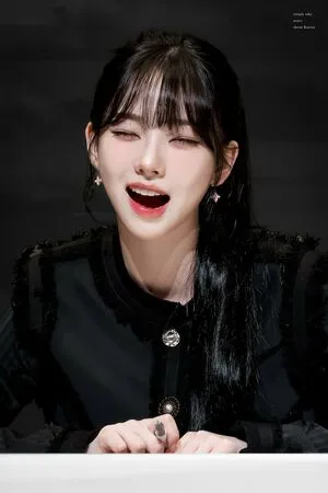 Katarinabluu OnlyFans Leaked Free Thumbnail Picture - #Y1xNeO9PPc