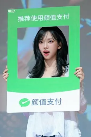 Katarinabluu OnlyFans Leaked Free Thumbnail Picture - #YY53zyi5cm