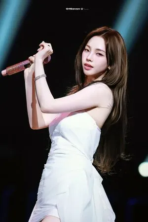 Katarinabluu OnlyFans Leaked Free Thumbnail Picture - #aOsvwji3VA