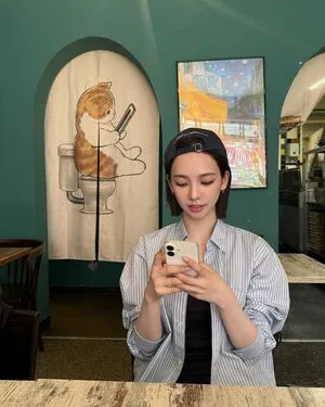 Katarinabluu OnlyFans Leaked Free Thumbnail Picture - #areH1Vxi2j