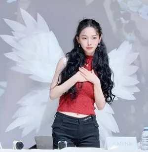 Katarinabluu OnlyFans Leaked Free Thumbnail Picture - #drESDustRB