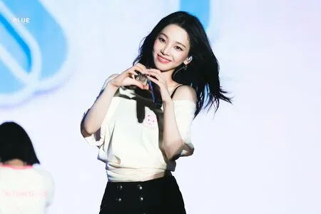 Katarinabluu OnlyFans Leaked Free Thumbnail Picture - #e4NBCNxhtM